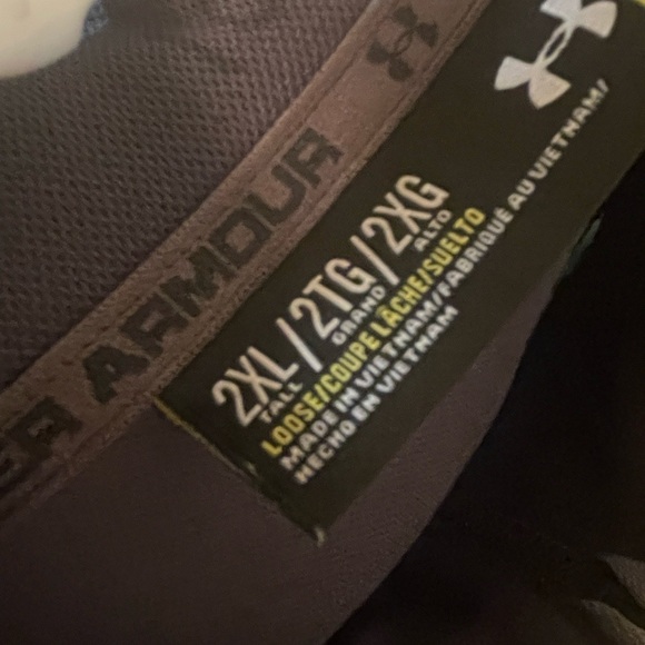 Wisconsin Under Armour Zip Up - Picture 4 of 4